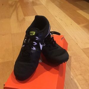 BLACK NIKE TRACK SPIKES